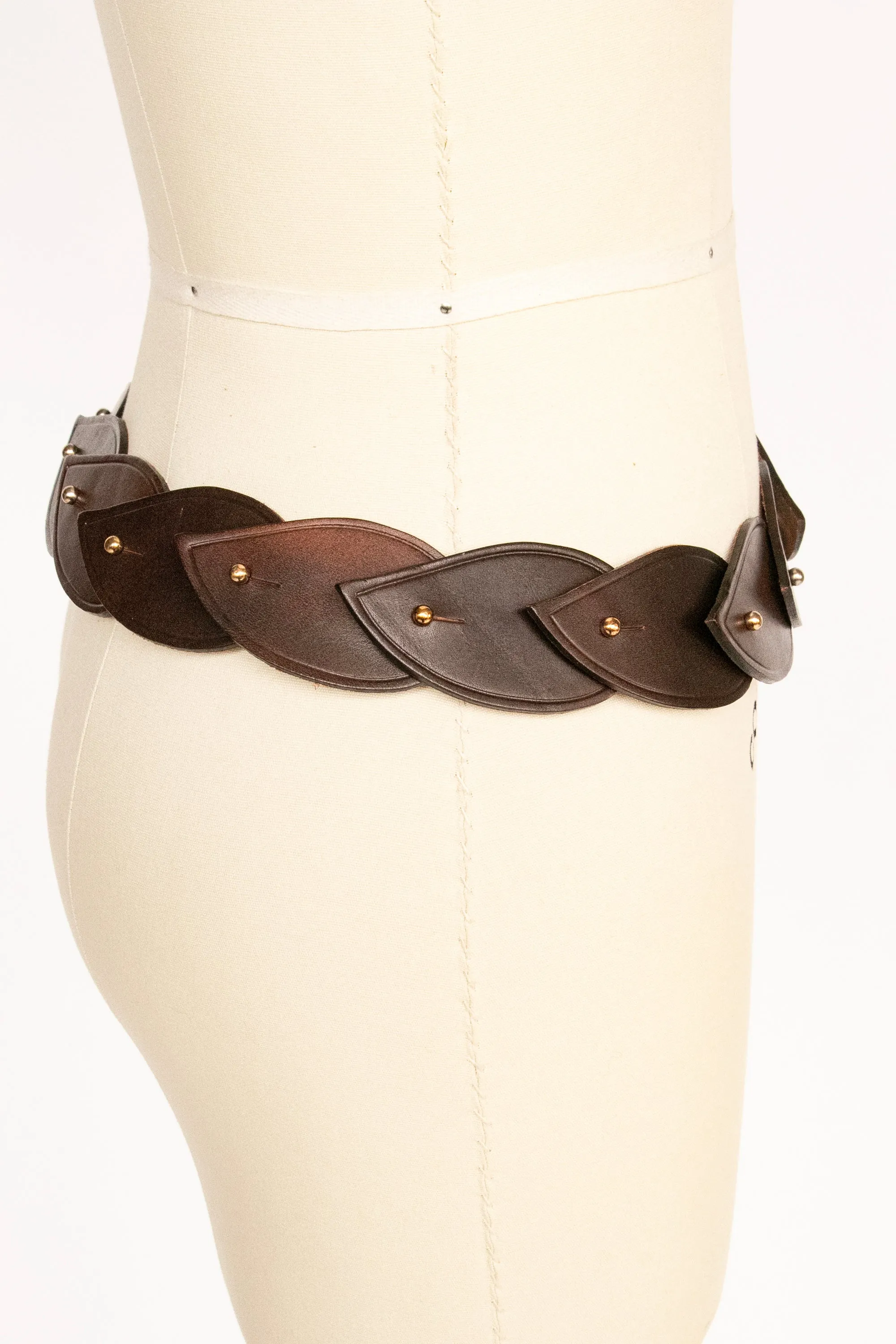 1970s Belt Leather Leaf Waist Cinch