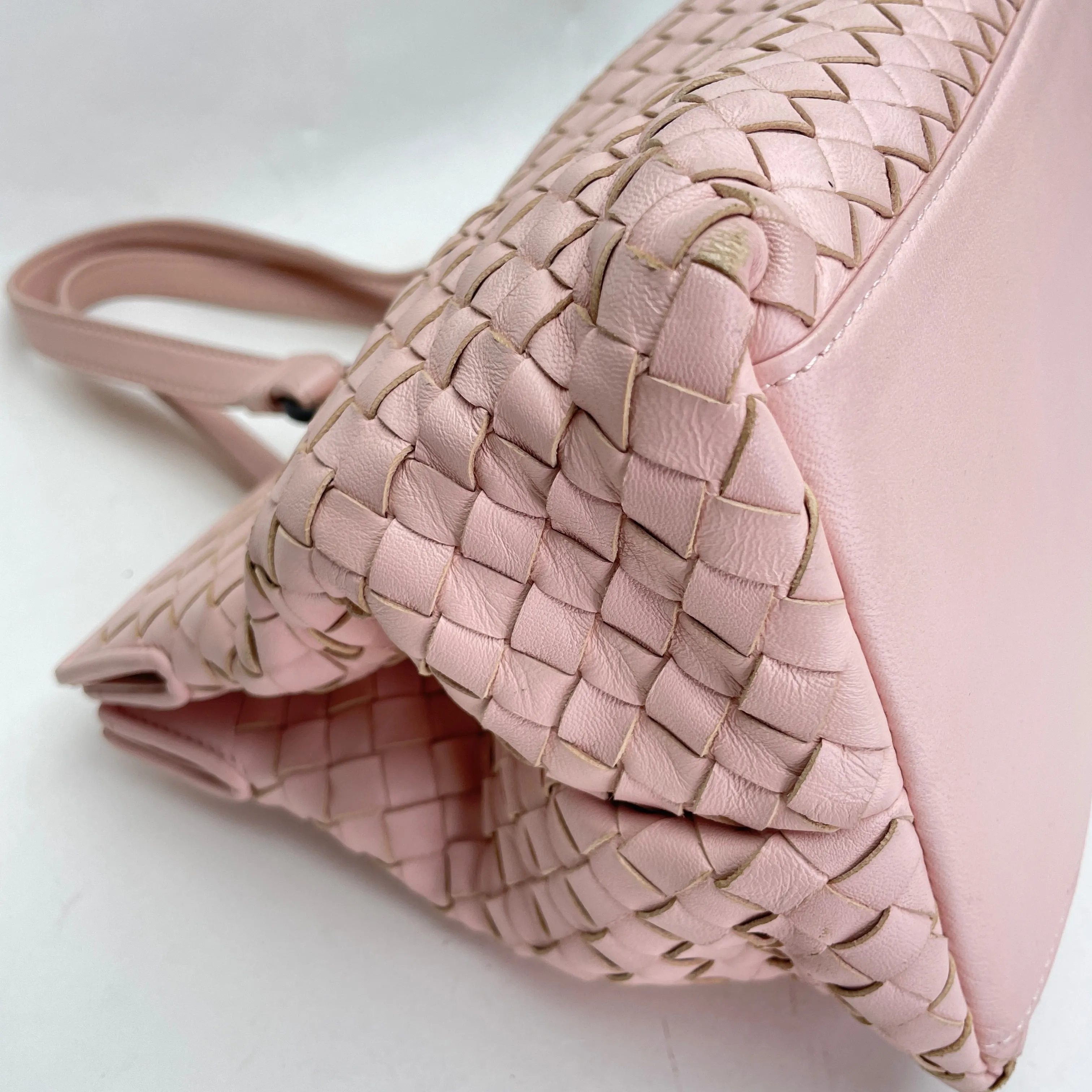 Accordion Pink Top Handle Bag in Intrecciato Leather, Gunmetal hardware