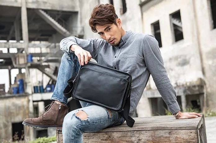 Black Cool Leather Mens Shoulder Bags Messenger Bags for Men