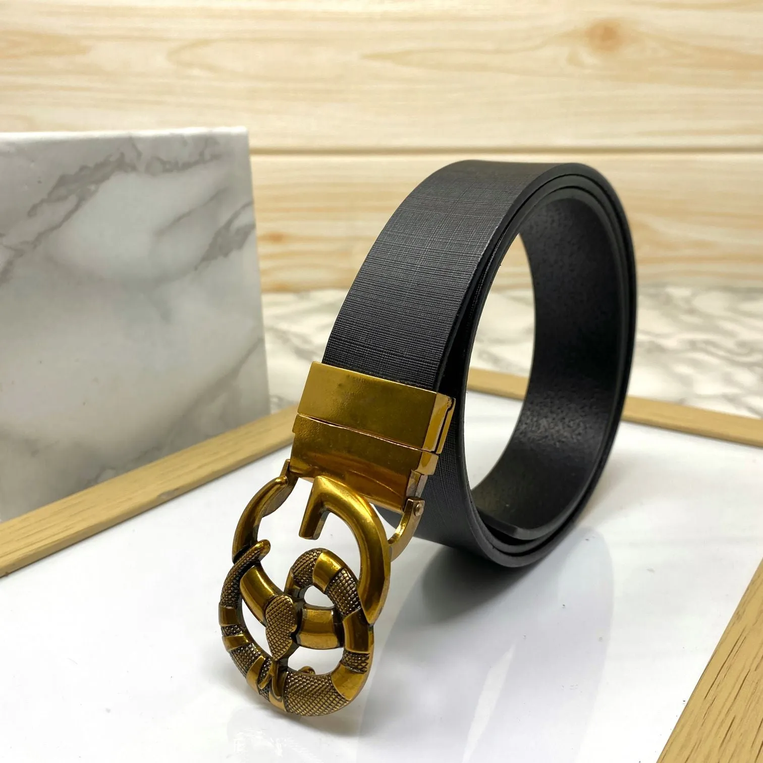 Classy Round Snake Design Leather Strap Belt-JoansParamount