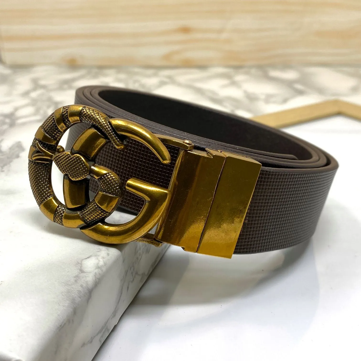 Classy Round Snake Design Leather Strap Belt-JoansParamount