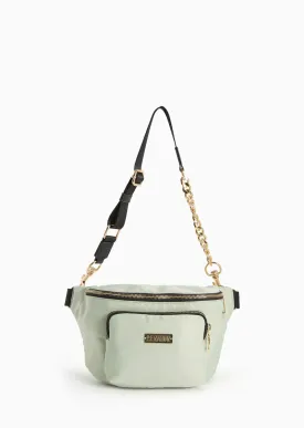 KICKOFF CROSS BODY BAG IN BOK CHOY