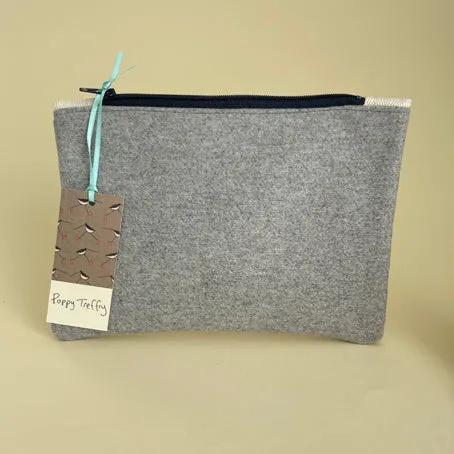 Make up / large purse - oystercatcher