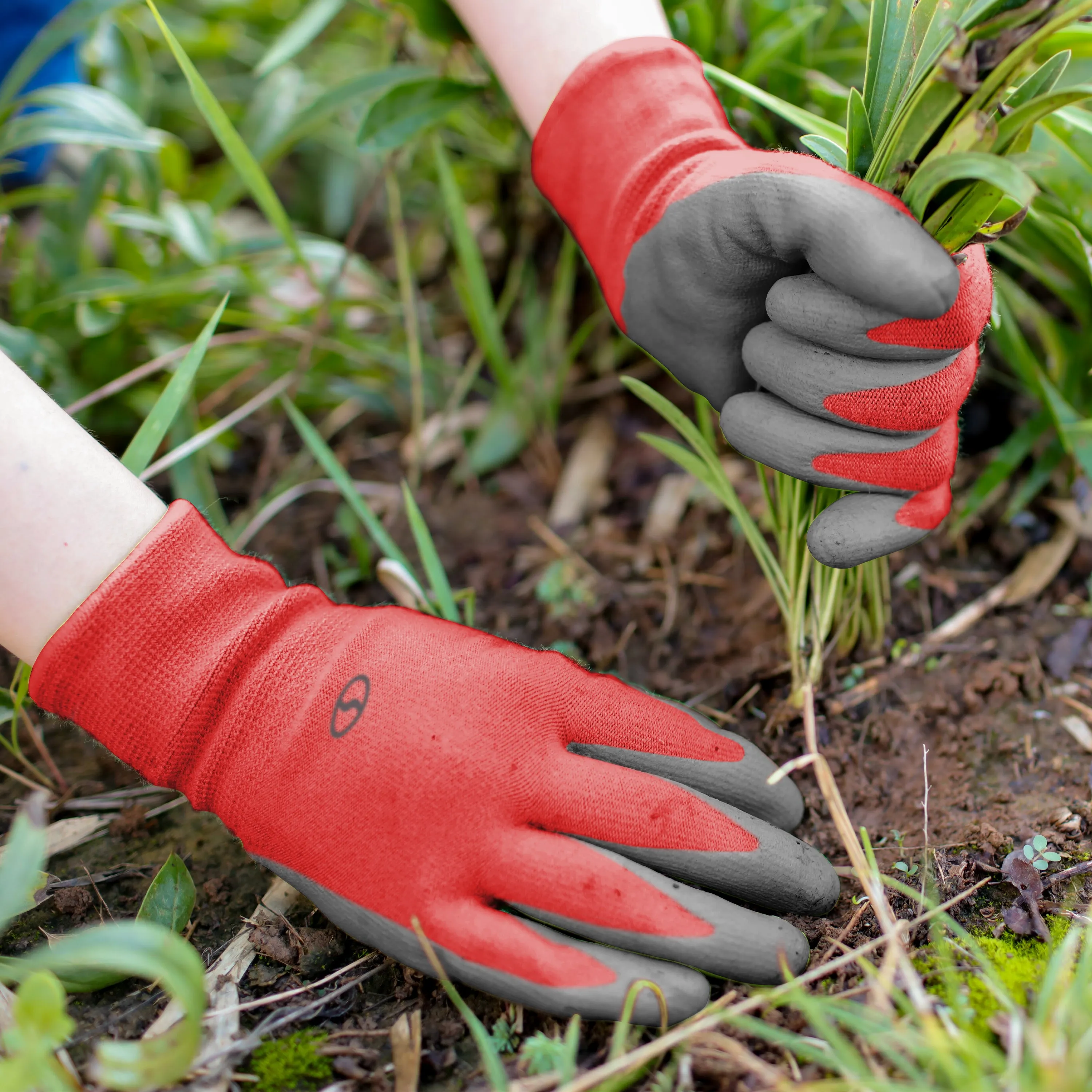 Sun Joe GGNP-S3-RED Reusable Nitrile-Palm Gloves | Tactile | Washable | One Size Fits Most | Set of 3 (Red)