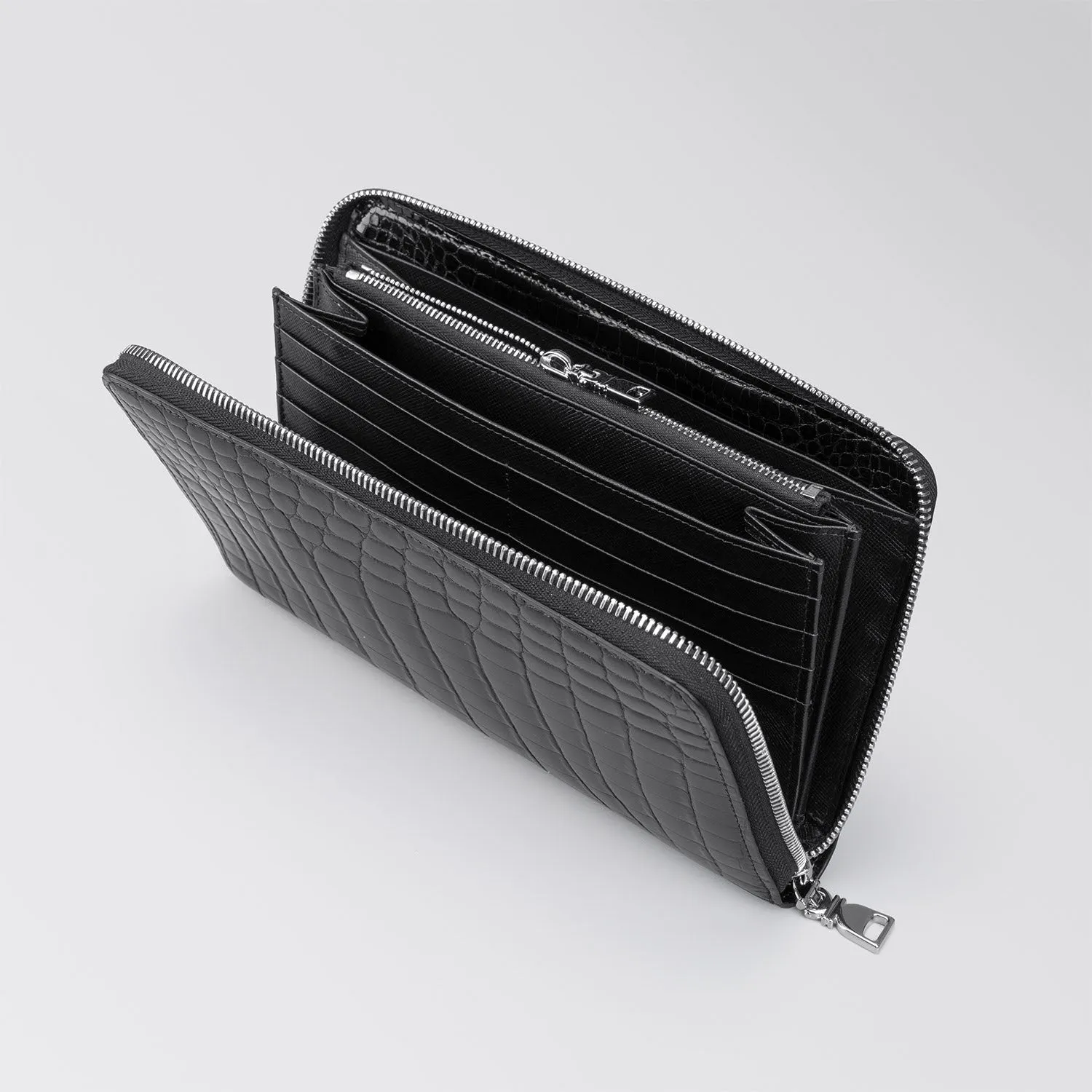 TRAVEL WALLET